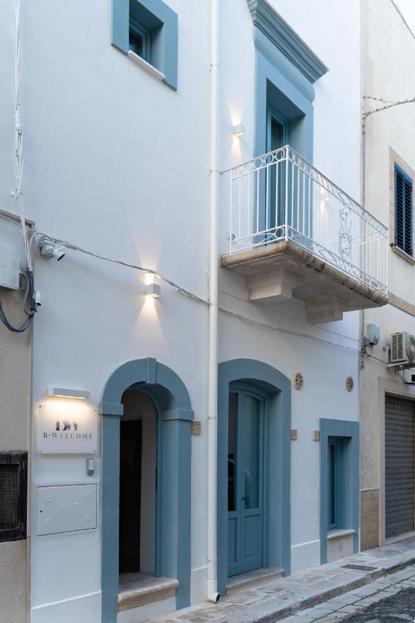 B-Welcome Rooms Of Charme E Relax Polignano a Mare Exterior foto